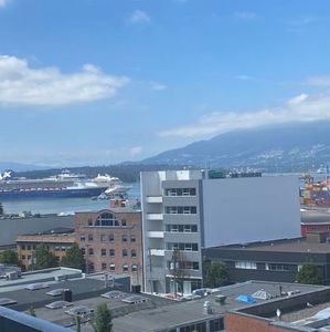 Meet your Posher, Byron